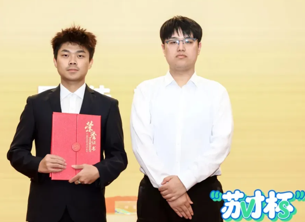 为什么辩论圈的辩题，看起来越来越异怪了？