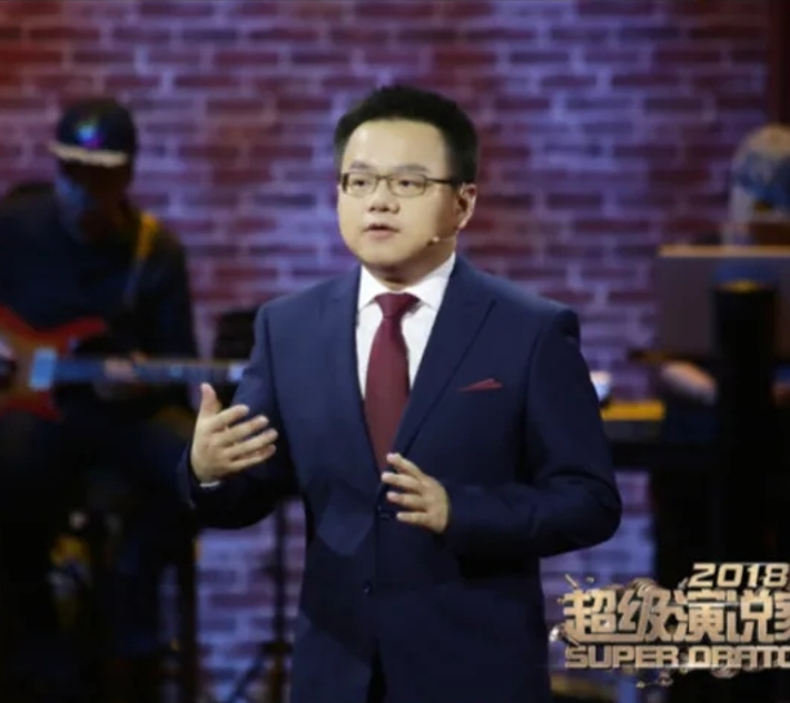 邓哲：法庭辩论和赛事辩论最大的不同是什么？